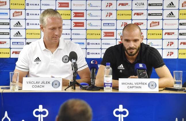 Coach of Olomouc Vaclav Jilek, left, and captain of Olomouc Michal Veprek speak to journalists during the press conference PK Pressekonferenz prior to the European League qualification match SK Sigma Olomouc vs Sevilla in Olomouc, Czech Republic, August 22, 2018. (CTKxPhoto LudekxPerina) CTKPhotoP201808220755101  LPE 001