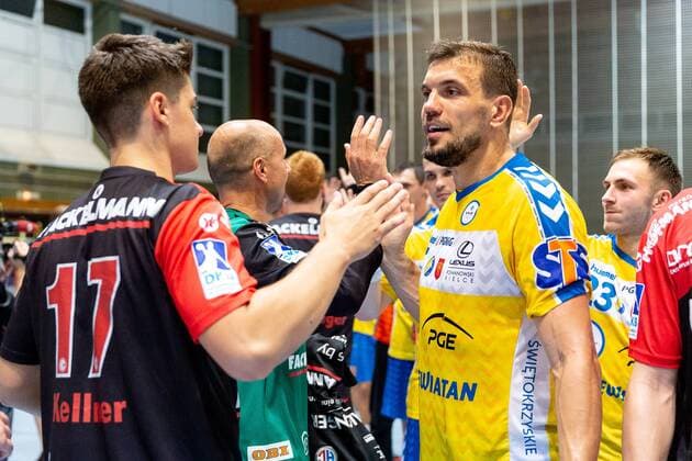 22 08 2018 Handball 1 Bundesliga DKB HBL Season 2018 2019 Friendly Match HC Erlangen HCE KS Vive Kielce ThHa Michal Jurecki 5 Vive Kielce Benedikt Kellner 17 HC Erlangen HCE