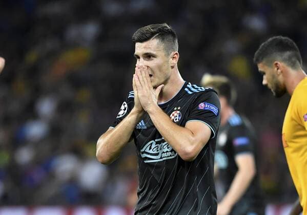 22 08 2018 Bern Soccer Men Season 2018 2019 Champions League Playoff BSC Young Boys Dinamo Zagreb Pictured Amer Gojak Zagreb Action Single image f