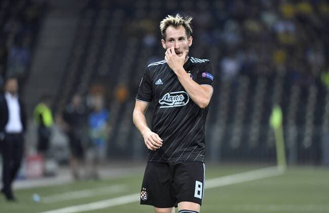 22 08 2018 Bern Soccer Men Season 2018 2019 Champions League Play-Off BSC Young Boys Dinamo Zagreb Pictured Izet Hajrovic Zagreb Gesture Action Single shot f