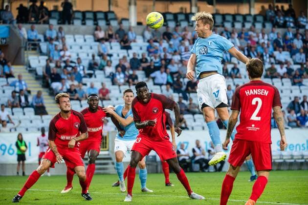180823 Rasmus Bengtsson or Malmö FF during the UEFA Europa League qualifying match between Malmö FF and Midtjylland on August 23, 2018 in Malmö Photo Ludvig Thunman BILDBYR N code LT 35525  Copyright: LUDVIGxTHUNMAN BB180823LT022