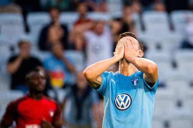 180823 Marcus Antonsson or Malmö FF looks dejected during the UEFA Europa League qualifying match between Malmö FF and Midtjylland on August 23, 2018 in Malmö Photo Ludvig Thunman BILDBYR N code LT 35525  Copyright: LUDVIGxTHUNMAN BB180823LT032