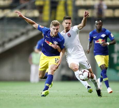 Luhansk RB Leipzig Soccer Euro League Qualifiers Zaporozhye Ukraine 23 08 2018 Slawutytsch Arena Soccer UEFA Europa League Qualification Playoff HIN FK Sorja Luhansk UKR vs RB Leipzig GER Pictured l l Timo Werner 11 RB Leipzig and Oleksandr Tymchyk 18 Luhansk