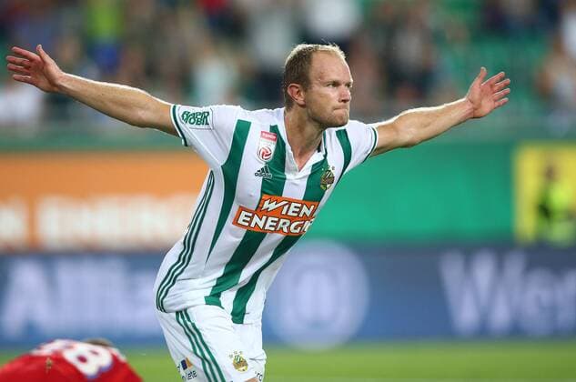 23 08 2018 Allianz Stadion Wien UEFA UEFA SK Rapid Wien vs Steaua Bucharest Qualification Play Off First leg in picture Torjubel Mario Sonnleitner SK Rapid Wien during the UEFA Europa League qualifier play off SK Rapid Vienna and Steaua Bucharestat at the Allianz Stadion in Vienna Austria on 2018 08 23 Vienna  EX_THA