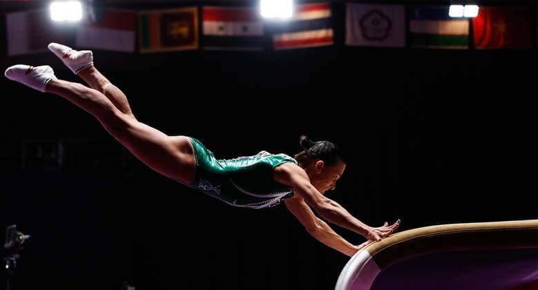 Sport Themen der Woche KW34 Sport Bilder des Tages (180823) -- JAKARTA, Aug. 23, 2018 -- Oksana Chusovitina of Uzbekistan competes during the Artistic Gymnastics Women s Vault Final at the Asian Games 2018 in Jakarta, Indonesia on Aug. 23, 2018. ) (SP)INDONESIA-JAKARTA-ASIAN GAMES-ARTISTIC GYMNASTICS WangxLili 