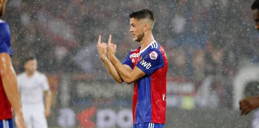 23 08 2018 St Jakob Park Basel SWITZERLAND Season 2018 2019 Men Soccer UEFA Europa League Qualification First leg FC Basel Apollon Limassol Ricky van Wolfswinkel FC Basel