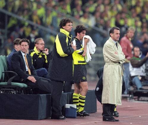 Coach Ottmar Hitzfeld in the final of the European Cup of Champions between Borussia Dortmund and Juventus on 28 5 1997 in Munich Coach Ottmar Hitzfeld in the final of the European Cup of Champions between Borussia Dortmund and Juventus on 28 5 1997 in Munich