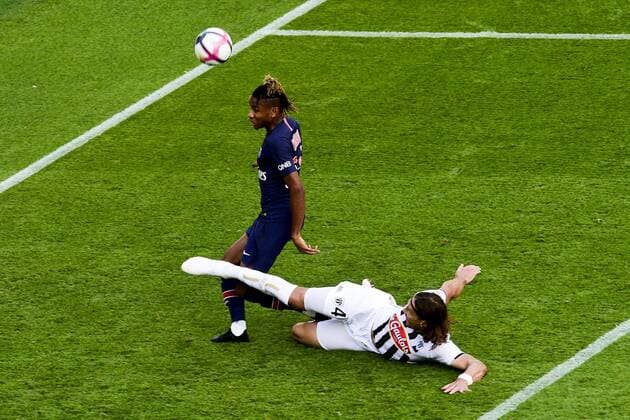 NKUNKU Christopher (PSG) vs PAVLOVIC Mateo (Angers) FOOTBALL : PSG vs Angers - Conforama L1 - 25 08 2018 JBAutissier Panoramic 