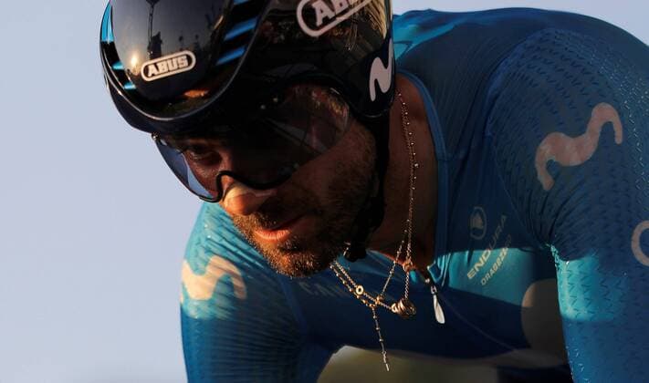 Sport Bilder des Tages Spanish Alejandro Valverde of Movistar team in action during the first stage of La Vuelta 2018 cycling tour, an individual time trial over 8 km in Malaga, Andalusia, Spain, 25 August 2018. La Vuelta cycling tour !ACHTUNG: NUR REDAKTIONELLE NUTZUNG!  Copyright: xManuelxBruquex GRAF9452 20180825-636708354772812586