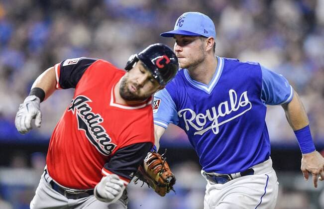 August 25, 2018 - Kansas City, MO, USA - Kansas City Royals first baseman Ryan O Hearn tags out Cleveland Indians Jason Kipnis on the base path to first in the seventh inning on Saturday, Aug. 25, 2018 at Kauffman Stadium in Kansas City, Mo. Cleveland Indians vs. Kansas City Royals - ZUMAm67_ 20180825_zaf_m67_065 Copyright: xJohnxSleezerx