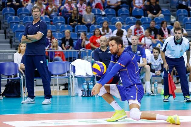 Volleyball, Länderspiel, Kanada - Frankreich KRAKOW 26.08.2018 SIATKOWKA XVI MEMORIAL HUBERTA JERZEGO WAGNERA --- VOLLEYBALL XVI HUBERT JERZY WAGNER MEMORIAL TOURNAMENT KANADA - FRANCJA CANADA - FRANCE N Z TRENER LAURENT TILLIE KEVIN TILLIE FOT ANNA KLEPACZKO FOTOPYK NEWSPIX.PL --- Newspix.pl  180826LUM003
