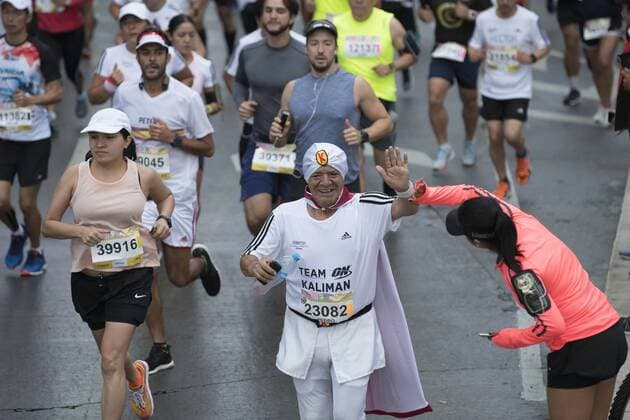Marathon in Mexiko Stadt August 26, 2018 - EUM20180826DEP35.JPG.CIUDAD DE MEXICO. Deporte-Maraton.- Aspectos de la edicion 36 del Maraton de la Ciudad de Mexico, que partio del Zocalo capitalino al Estadio Olimpico Universitario, el domingo 26 de agosto de 2018. Algunos participaron disfrazados. Foto: Agencia EL UNIVERSAL Yadin Xolalpa RCC. Latin News: August 26, 2018  - ZUMAu78_ 20180826_zaf_u78_063 Copyright: xYadinxXolalpax