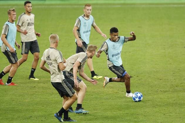 KIEV, Ukraine, 27-08-2018, Stadium NSK Olimpiejsky,football, season 2018 2019, Champions League Play-offs . Training of Ajax with David Neres for tomorrow s game against Dynamo Kiev. Training Ajax in Kiev  x2428050x