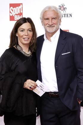 Rudi Völler with his wife Sabrina at the presentation of the 16 Sport Bild Award 2018 in the Fischauktionshalle Hamburg 27 08 2018 Foto:xgbrcix xFuturexImage