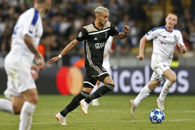 KIEV, Ukraine, 28-08-2018, Stadium NSK Olimpiejsky, football, season 2018 2019, Champions League Play-offs , Ajax player Hakim Ziyech on the ball during the game Dynamo Kiev - Ajax. Dynamo Kiev - Ajax  x2430751x