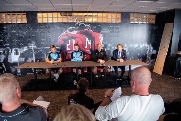 180829 Markus Rosenberg Anders Christiansen head coach Uwe Rösler and Press Officer Peter Ahlander of Malmö FF during a press conference and practice ahead of the Europe League qualifying match between Midtjylland and Malmö FF on August 29, 2018 in Herning Photo Ludvig Thunman BILDBYRAN code LT 35528  Copyright: LUDVIGxTHUNMAN BB180829LT033
