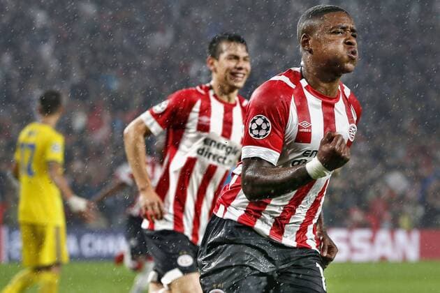 EINDHOVEN, Netherlands, 29-08-2018, football, Champions League play-off round 4 leg 2 , season 2018 2019 , PSV Philips Stadium , PSV - BATE Borisov , PSV forwarder Steven Bergwijn celebrating the 1-0 during the game PSV - BATE Borisov . PSV - Borisov  x2432685x