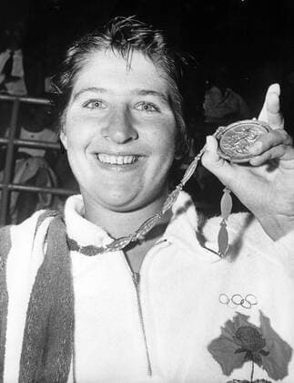 - TOKYO, JAPAN (FILE) : This file picture dated 13 October 1964 is about Tokyo Summer Olympic Games Olympische Spiele Olympia OS of 1964 and shows Australian swimming champion Dawn Fraser with the gold medal for 100 meter swimming. ARCHIVES  x34582558x TOKYO JAPAN FILE This file picture dated 13 October 1964 is about Tokyo Summer Olympic Games  - ZUMA3 85118863st Copyright: xx