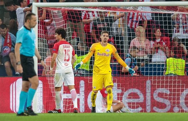 29 08 2018 Red Bull Arena Salzburg UEFA UEFA Champions League Salzburg vs Red Star Belgrade Qualification Rwanda Bild Torjubel Belgrade after 2 2 El Faradou equalizer Ben Nabouhane Red Star Belgrade Andre Ramalho Salzburg Cican Stankovic Salzburg during the UEFA Champions League Qualification 2nd Leg Match between FC Salzburg and Red Star Belgrade at the Red Bull Arena in Salzburg Austria on 2018 08 29 Salzburg  EX_FEI
