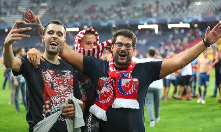 SOCCER - CL quali, RBS vs Belgrade SALZBURG,AUSTRIA,29.AUG.18 - SOCCER - UEFA Champions League qualification play-off, Red Bull Salzburg vs FC Red Star Belgrade. Image shows fans of FC Red Star Belgrade. GEPAxpictures xThomasxBachun