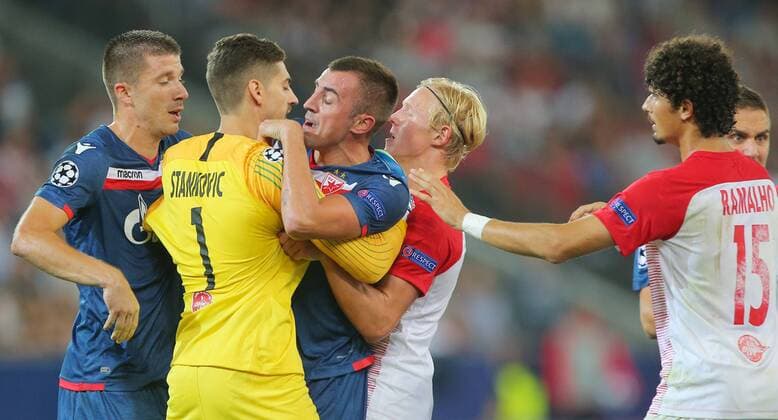 SOCCER - CL quali, RBS vs Belgrade SALZBURG,AUSTRIA,29.AUG.18 - SOCCER - UEFA Champions League qualification play-off, Red Bull Salzburg vs FC Red Star Belgrade. Image shows Cican Stankovic (RBS), Nenad Krsticic (Belgrade), Xaver Schlager and Andre Ramalho (RBS). GEPAxpictures xThomasxBachun