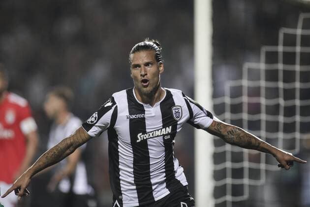 (180830) -- THESSALONIKI, Aug. 30, 2018 -- PAOK s Aleksandar Prijovic celebrates after scoring during the Champions League Play-Off leg 2 soccer match between PAOK Salonika and SL Benfica at Toumpa Stadium in Thessaloniki, Greece, on Aug. 29, 2018. Benfica won 4-1. ) (SP)GREECE-THESSALONIKI-CHAMPIONS LEAGUE-PAOK SALONIKA VS SL BENFICA DimitrisxTosidis 