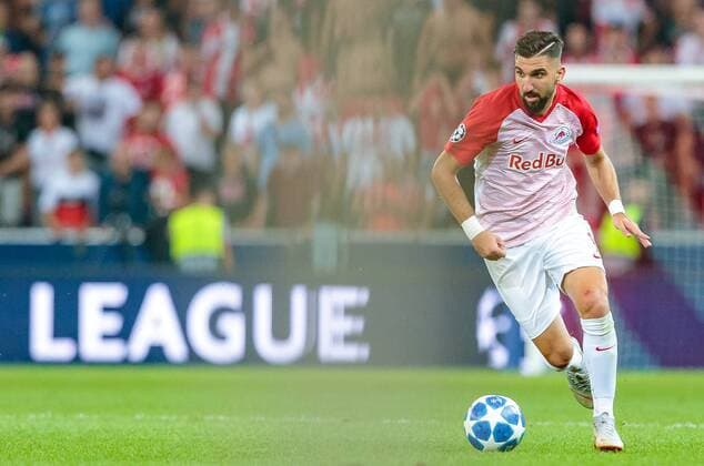 29 08 2018 Red Bull Arena Salzburg UEFA Champions League Salzburg vs Red Star Belgrade Qualification Rally in the table Munas Dabbur Salzburg during the UEFA Champions League Qualifying 2nd Leg match between Salzburg and Red Star Belgrade at the Red Bull Arena in Salzburg Austria on 2018 08 29 Salzburg  EX_FEI