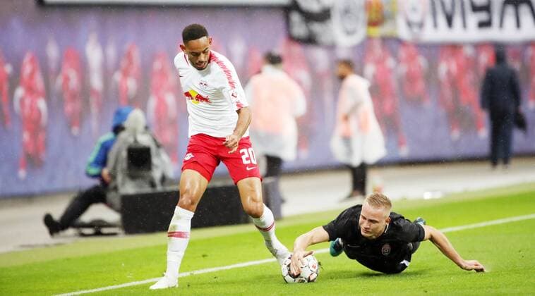 RB Leipzig Luhansk Soccer Euro League Qualifiers Leipzig 30 08 2018 Red Bull Arena Soccer UEFA Euro League Qualification PlayOff 2nd leg RB Leipzig vs FK Sorja Luhansk Pictured left Matheus Cunha 20 RB Leipzig and Oleksandr Svatok 3 Luhansk For infringement of privacy and data protection PICTURE POINT or the author of the photo accepts no liability for the depicted persons