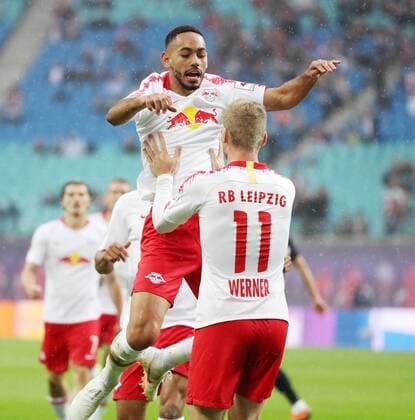 RB Leipzig Luhansk Soccer Euro League Qualifiers Leipzig 30 08 2018 Red Bull Arena Soccer UEFA Euro League Qualification PlayOff 2nd Leg Match RB Leipzig vs FK Sorja Luhansk Pictured Goal for RB Leipzig Jubilation after Match 1 0 Matheus Cunha 20 RB Leipzig and Timo Werner 11 RB Leipzig PICTURE POINT or the author of the photo accepts no liability for the infringement of personal rights and data protection of the persons depicted