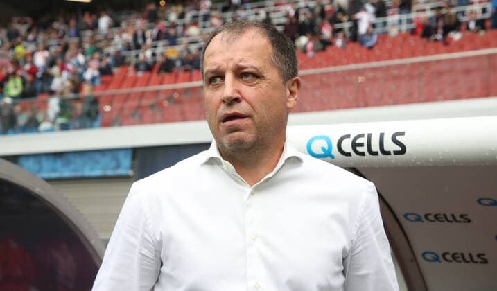 RB Leipzig Luhansk Soccer Euro League Qualifiers Leipzig 30 08 2018 Red Bull Arena Soccer UEFA Euro League Qualification PlayOff 2nd leg RB Leipzig vs FK Sorja Luhansk Pictured coach Yuri Vernydub Sorja Luhansk PICTURE POINT responds to personal data protection and privacy and the author of the photo no liability