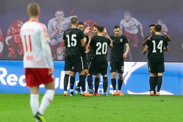 30 08 2018 xtgx Football Europa League Qualifiers RB Leipzig Sorja Luhansk emspor vl Rafael Ratao Luhansk 21 Cheers Torjubel celebrates over the gate Timo Werner Leipzig 11 disappointed looks disappointed dejected disappointed DFL DFB REGULATIONS PROHIBIT ANY USE OF PHOTOGRAPHS as IMAGE SEQUENCES and or QUASI VIDEO Leipzig