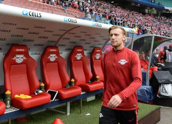 Soccer Men Season 2018 2019 Europa League Qualifiers Play offs RB Leipzig Sorja Luhansk Emil Forsberg RB Leipzig at the bench 30 08 2018 Copyright: xMatthiasxKochx