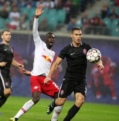 RB Leipzig Luhansk Soccer Euro League Qualifiers Leipzig 30 08 2018 Red Bull Arena Soccer UEFA Euro League Qualification PlayOff 2nd Leg RB Leipzig vs FK Sorja Luhansk 3 2 1 1 The picture Oleksandr Tymchyk 18 Luhansk plays the ball with his hand in the penalty area The following penalty led to the winning goal for RBL For the violation of personal rights and data protection of the people depicted PICTURE POINT or the author of the photo assumes no liability