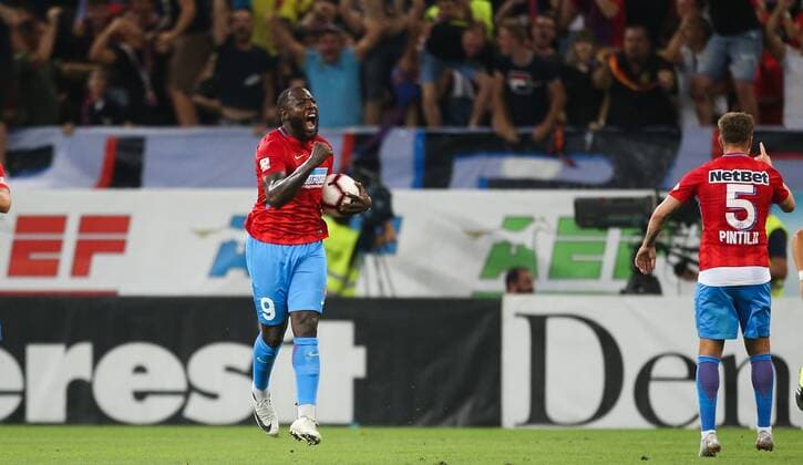 SOCCER - EL quali, Steaua vs Rapid BUCHAREST,ROMANIA,30.AUG.18 - SOCCER - UEFA Europa League, qualification, play off, Steaua Bukarest vs SK Rapid Wien. Image shows the rejoicing of Harlem Gnohere (Steaua). Keywords: Wien Energie. GEPAxpictures xPhilippxBrem