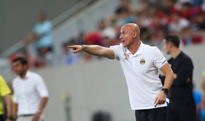 SOCCER - EL quali, Steaua vs Rapid BUCHAREST,ROMANIA,30.AUG.18 - SOCCER - UEFA Europa League, qualification, play off, Steaua Bukarest vs SK Rapid Wien. Image shows head coach Goran Djuricin (Rapid). Keywords: Wien Energie. GEPAxpictures xPhilippxBrem