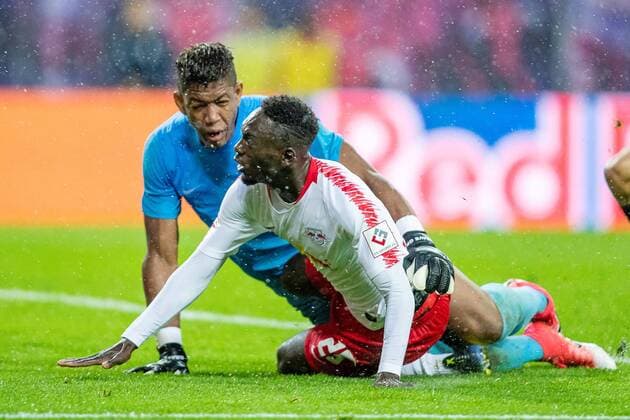 Attacking player Jean Kevin Augustin 29 of RB Leipzig in compensation for 2 2 with goalkeeper Luis Philippe 73 from FC Zorya Luhansk during the encounter in the UEFA Europa League RB between ZB and Zorya Luhansk in the Red Bull Arena on 30 August 2018 in Leipzig Saxony Germany FB EL RB Leipzig FC Zorya Luhansk Copyright: xEIBNER HartmutxBoesenerx EP_HBR