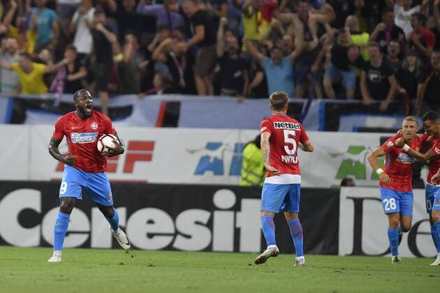 FCSB - SK Rapid Wien FCSB s Harleme Gnohere celebrates after scoring the first goal during UEFA Europa League 2018 2019, Play-Offs, 2st leg match between FCSB and SK Rapid Wien, on National Arena, Bucharest, Romania, 30 August 2018 Copyright: xAlexxNicodimx