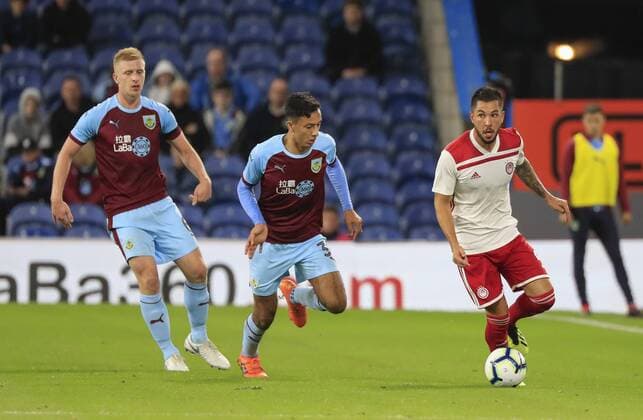 30th August 2018, Turf Moor, Burnley, England; Europa League football playoff 2nd leg, Burnley versus Olympiakos; Miguel Angel Guerrero of Olympiakos looks for attacking options  ActionPlus12059277 ConorxMolloy