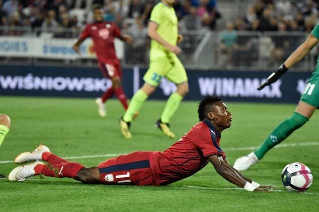 Faute sur Samuel Kalu (gir) penalty reussi et joie de Jimmy Briand (gir) FOOTBALL : Bordeaux vs KAA Gent- 4eme Tour Ligue Europa - Bordeaux - 30 08 2018 ThierryBreton Panoramic 