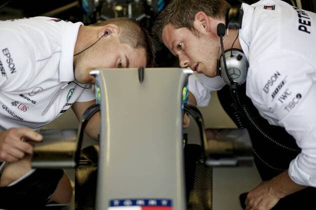 Motorsports: FIA Formula One World Championship WM Weltmeisterschaft 2018, Grand Prix of Italy, Mechanicians of Mercedes AMG Petronas Motorsport Monza Italy