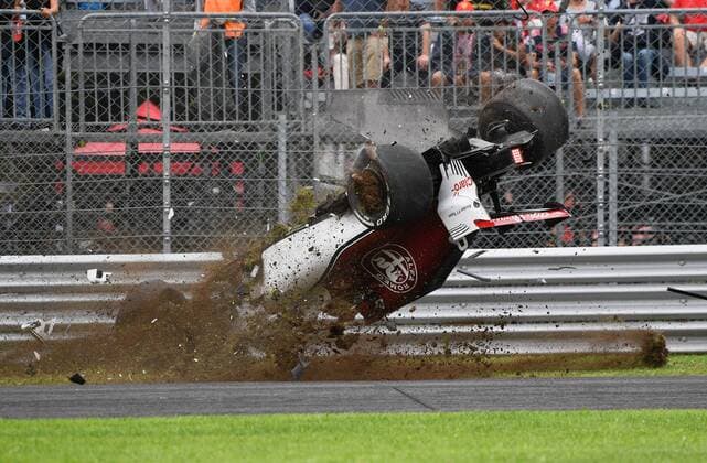 Crash Marcus Ericsson Alfa Romeo Sauber F1 Team Formula 1 GP Italy in Monza 31 08 2018 Photo mspb Jerry Andre Crash Marcus Ericsson Formula 1 GP Italy 2018