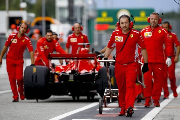 Motorsports: FIA Formula One World Championship WM Weltmeisterschaft 2018, Grand Prix of Italy, Mechanicians of Scuderia Ferrari Monza Italy