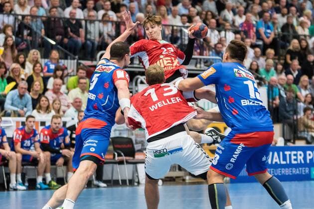 Handball Sportverein Hamburg 23 Benjamin Meschke HBW Balingen Weilstetten 13 HBW Balingen Weilstetten Germany Handballl DKB Men 2 Bundesliga 2 Matchday 18 19 GER 31 08 2018 HBW Balingen Weilstetten vs Handball Sport Club Hamburg Handballl DKB Men 2 Bundesliga 2 Gameday League season 18 19 GER 31 08 2018 Balingen Copyright: xEIBNER WolfgangxFrankx EP_WFK