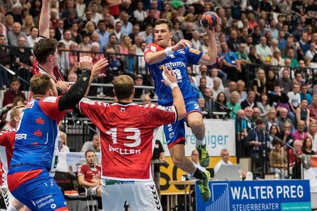 Nikolas Weler Handball Sportverein Hamburg 13 Rene Zobel HBW Balingen Weilstetten 02 HBW Balingen Weilstetten vs Handball Sport Club Hamburg Handballl DKB Men 2 Bundesliga 2 Gameday League Season 18 19 GER 31 08 2018 HBW Balingen Weilstetten vs Handball Sport Club Hamburg Handballl DKB Men 2 Bundesliga 2 Gameday Season 18 19 GER 31 08 2018 Balingen Copyright: xEIBNER WolfgangxFrankx EP_WFK
