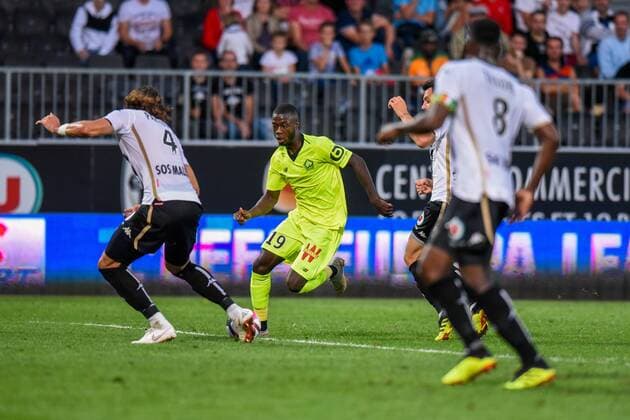 Fußball, SCO Angers - OSC Lille Nicolas Pepe ( LOSC ) FOOTBALL : SCO Angers vs Lille OSC - Ligue 1 - Angers - 01 09 2018 FedericoPestellini Panoramic 