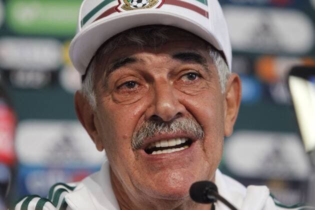 Fußball, Nationalteam Mexiko Pressekonferenz Brazilian coach Ricardo El Tuca Ferretti speaks during a press conference PK Pressekonferenz in Mexico City, Mexico, 03 September 2018. Ferretti was presented as an interim coach of the Mexican soccer team for the friendly matches against Uruguay and the United States, corresponding to the FIFA date on September 7 and 11. Ricardo Ferretti is presented as interim coach of the Mexican soccer team !ACHTUNG: NUR REDAKTIONELLE NUTZUNG!  Copyright: xSashenkaxGutierrezx MEX01 20180903-636716068445928616