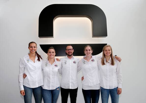 BAU 04 09 2018 Bietigheim Handball SG BBM Bietigheim Women Press Talk v l New additions Daniela Gustin Dinah Eckerle Coach Martin Albertsen Laura van der Heijden Kim Brown