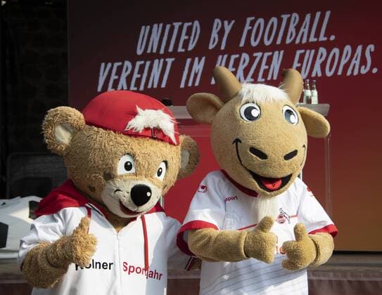 Roadshow EiscrEM 2024 Rudolfplatz Cologne Germany Date 04 09 2018 Mascots TropS and Hennes