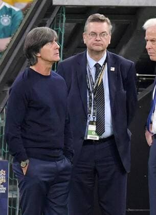 06 09 2018 Football UEFA Nations League 2018 2019 1 matchday in Munich in the Allianz Arena Germany France v li National coach Joachim Löw Germany DFB President Reinhard Grindel DFB and DFL regulations prohibit any use of images as image sequences or quasi video