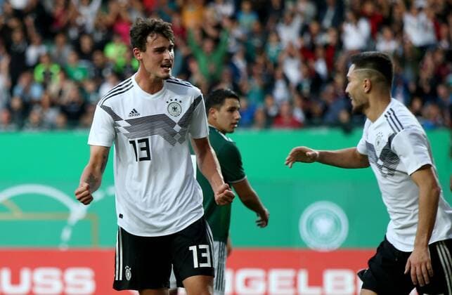 Germany Fürth Sportpark Ronhof Thomas Sommer 07 09 2018 Football Laender match Germany U 21 Mexico U 21 Picture v lk scorer Janni Serra Germany 13 and Suat Serdar Germany 6 celebrate the 1 0 DFB REGULATIONS PROHIBIT ANY USE OF PHOTOGRAPHS AS IMAGE SEQUENCES AND OR QUASI VIDEO Copyright: HMBxMedia xHeikoxBecker